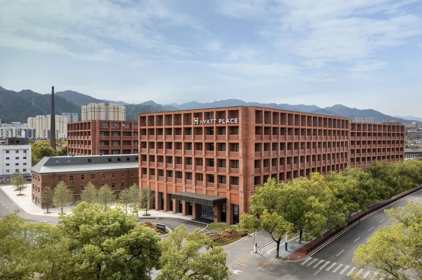 Hyatt Place Jingdezhen Taoxichuan - Image 1
