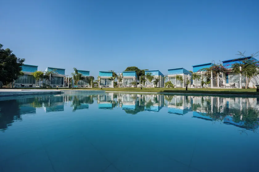Seaborne Beach Resort - Image 1