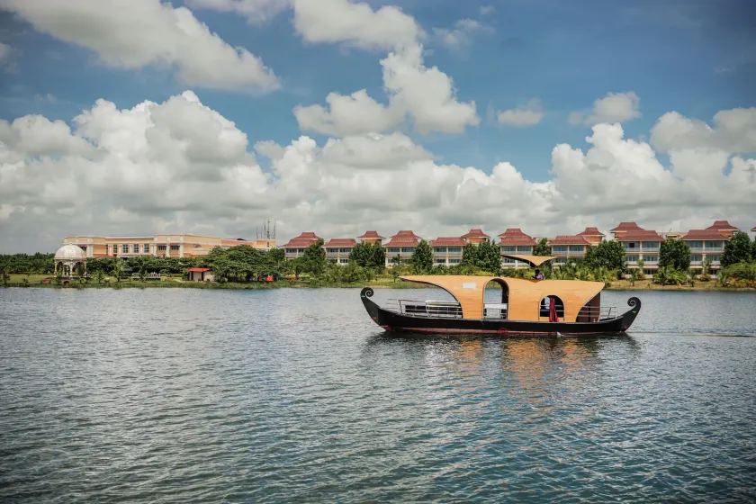 MAYFAIR Lake Resort - Image 1