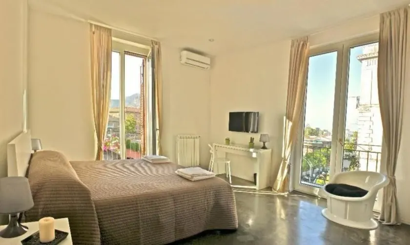 Palermo Rooms - Image 1