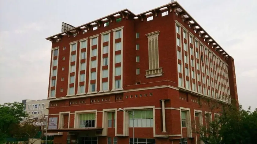 Hotel Royal Orchid Jaipur, Tonk Road - Image 1