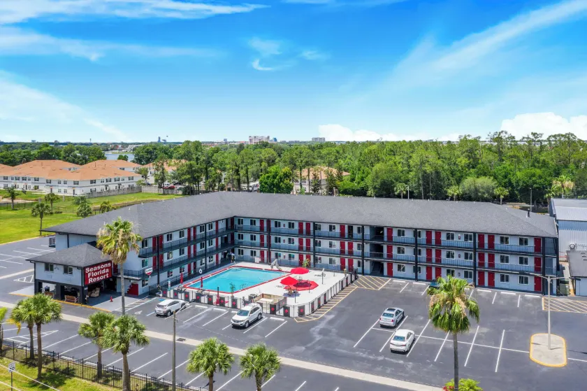 Seasons Florida Resort - Image 1