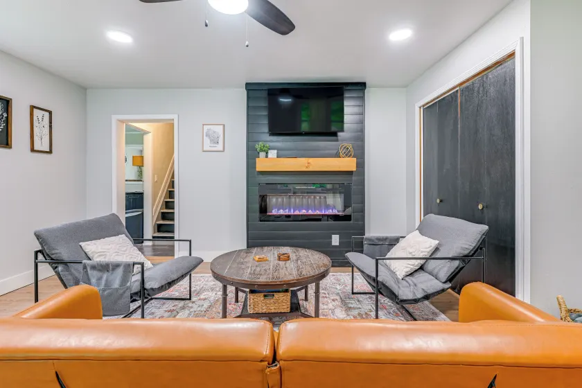 Arkdale Home w/ Fire Pit, 1 Mi to Castle Rock Lake - Image 1