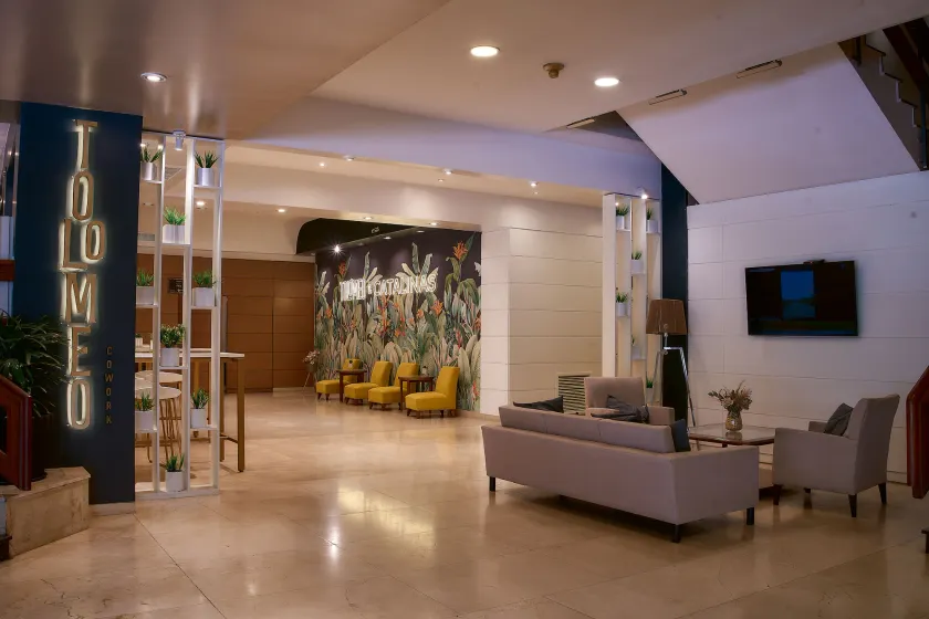 Hotel Catalinas Tucuman - Image 1
