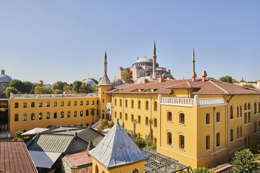 Four Seasons Hotel Istanbul at Sultanahmet - Image 1