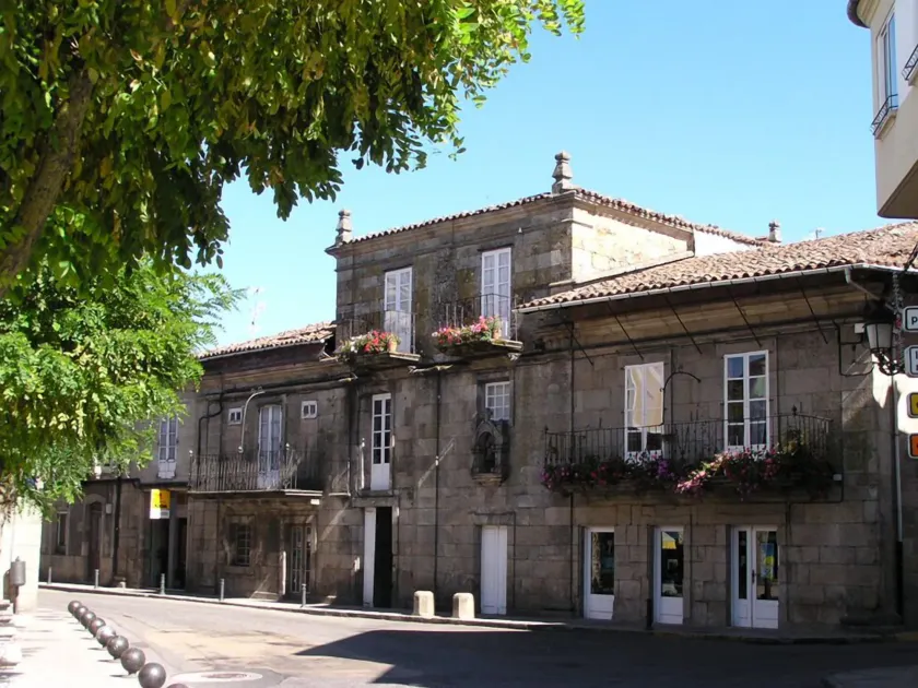 Casa Grande De Trives - Image 1