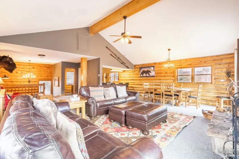 3 Bedrooms - Image 1