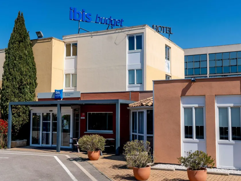 ibis budget Aix en Provence les Milles - Image 1