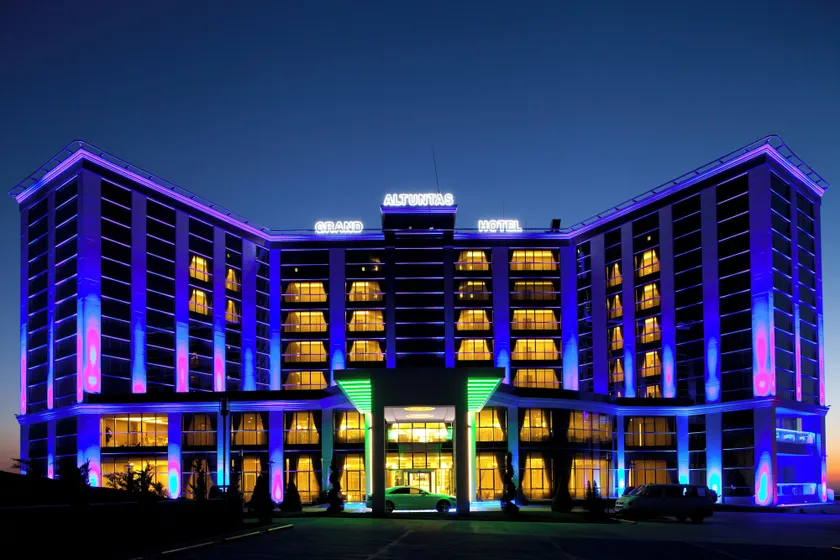 Grand Altuntas Hotel - Image 1