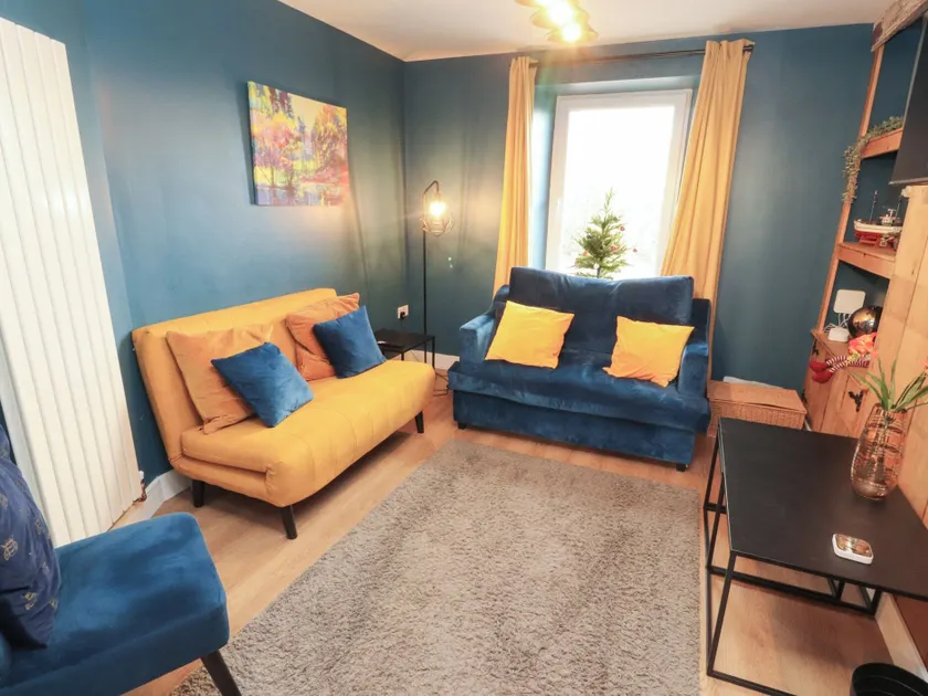 10 Keekle Terrace - Image 1
