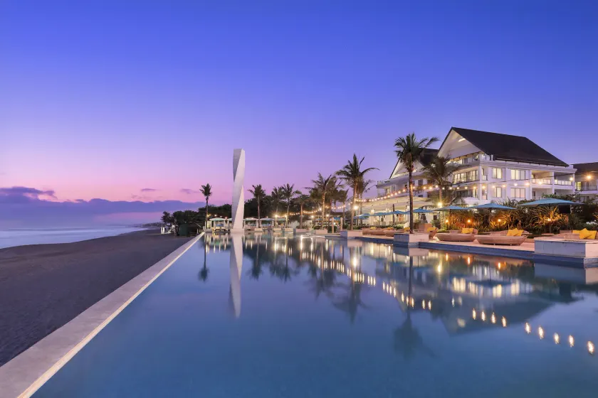 Lv8 Resort Hotel - Image 1