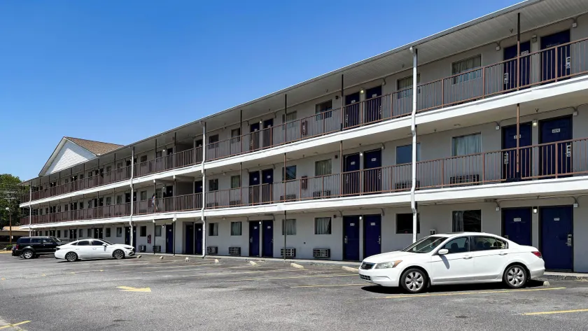 Motel 6-Greenville, SC - Image 1