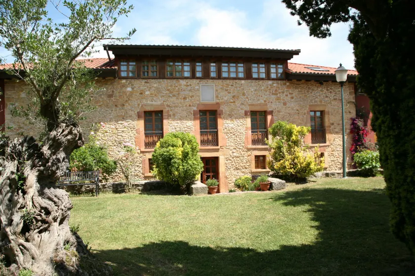 Hotel Palacio De La Viñona - Image 1