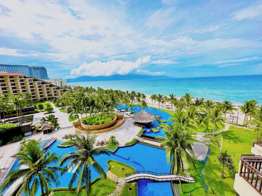 Crowne Plaza Danang Hotel & Resort - Image 1