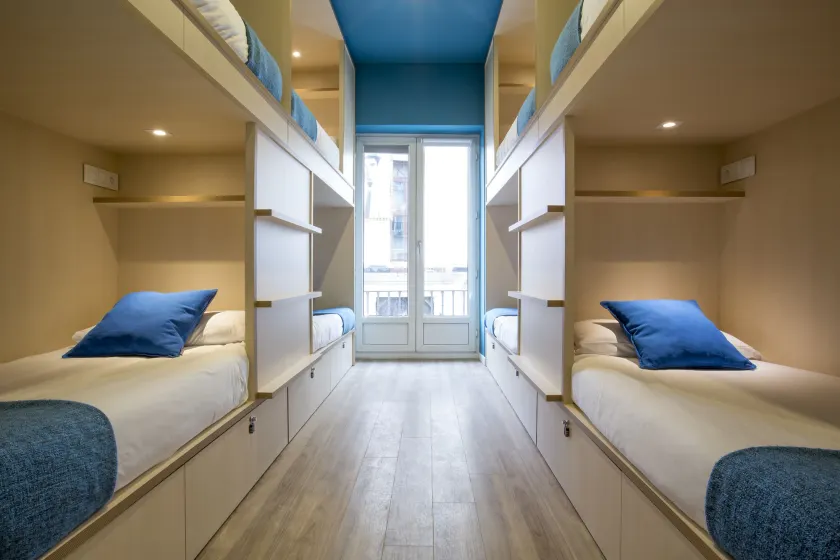 Mola Hostel - Image 1