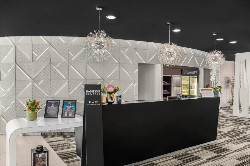 Park Inn By Radisson Budapest - Image 1