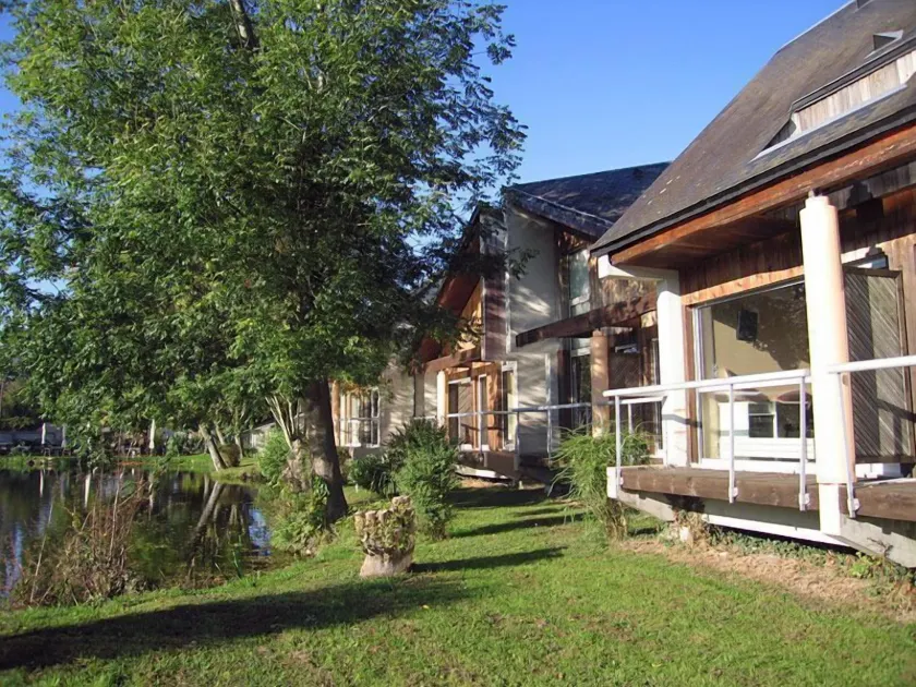 Hôtel L'ile Du Saussay - Image 1