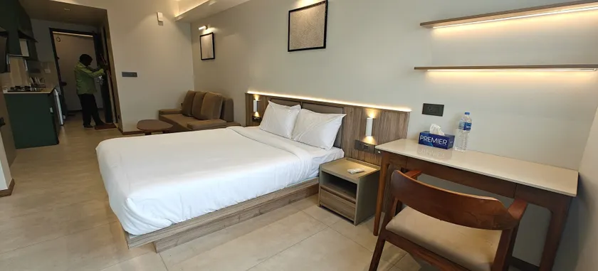Alite Enclaves Fully furnished apartments - Image 1