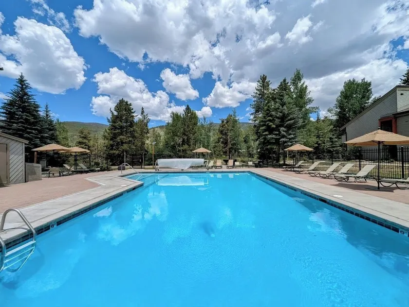 Flying Dutchman 1115 by SummitCove Lodging in Colorado - Image 1