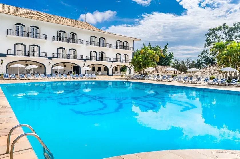 San Raphael Country Hotel - Image 1