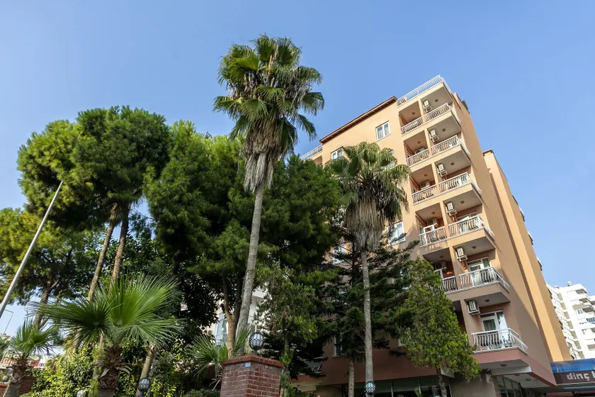 Lara Dinc Hotel - Image 1