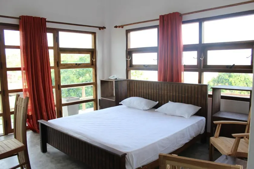Yasra Holiday Villa - Image 1