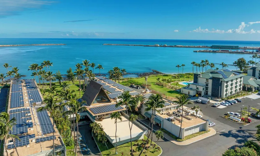 Maui Beach Hotel - Image 1
