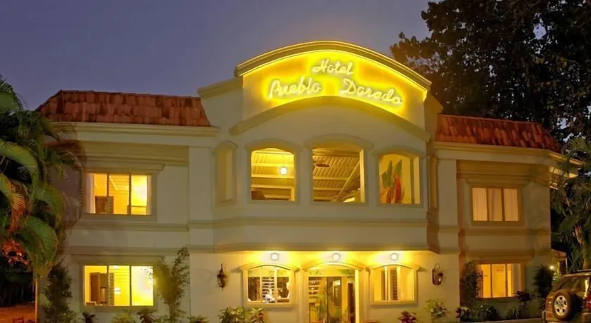 Pueblo Dorado Surf Hotel - Image 1