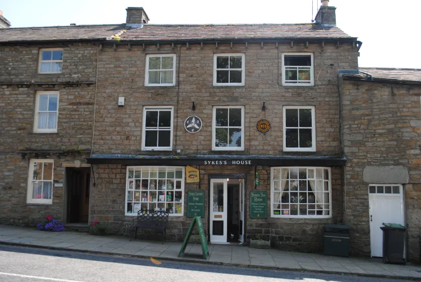 Sykes House - Image 1