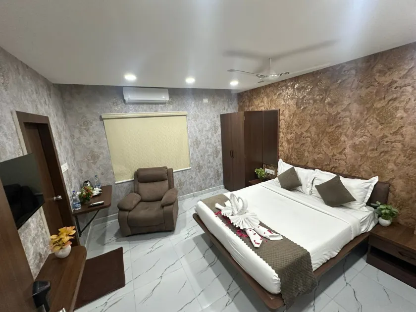 Hotel Apex Inn Hyderabad Airport - Image 1