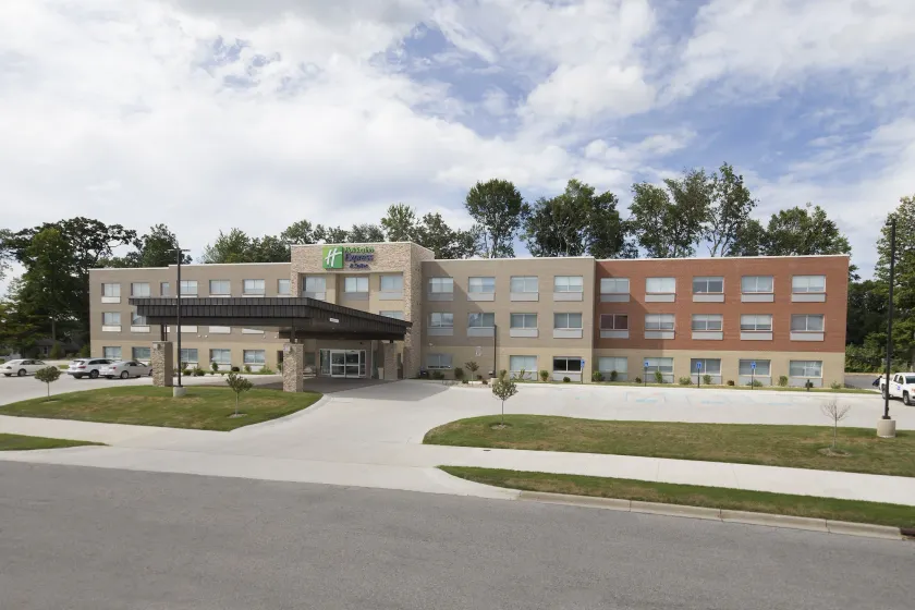Holiday Inn Express & Suites La Porte by IHG - Image 1