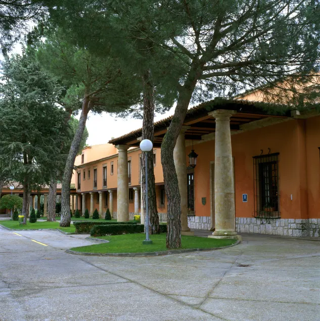 Parador de Tordesillas - Image 1