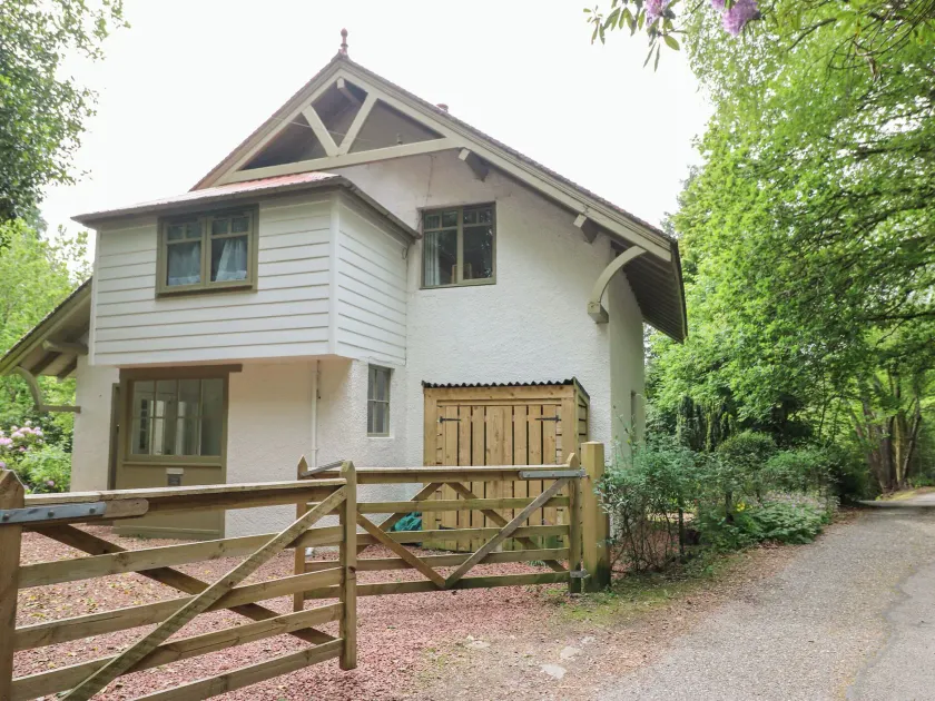 Tower Lodge - Image 1