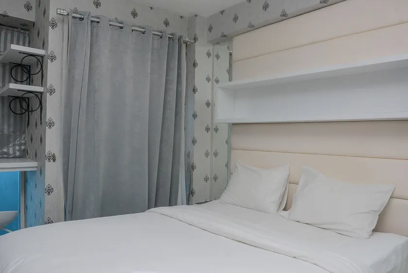 Comfort with City View Studio Tifolia Apartment By Travelio - Image 1