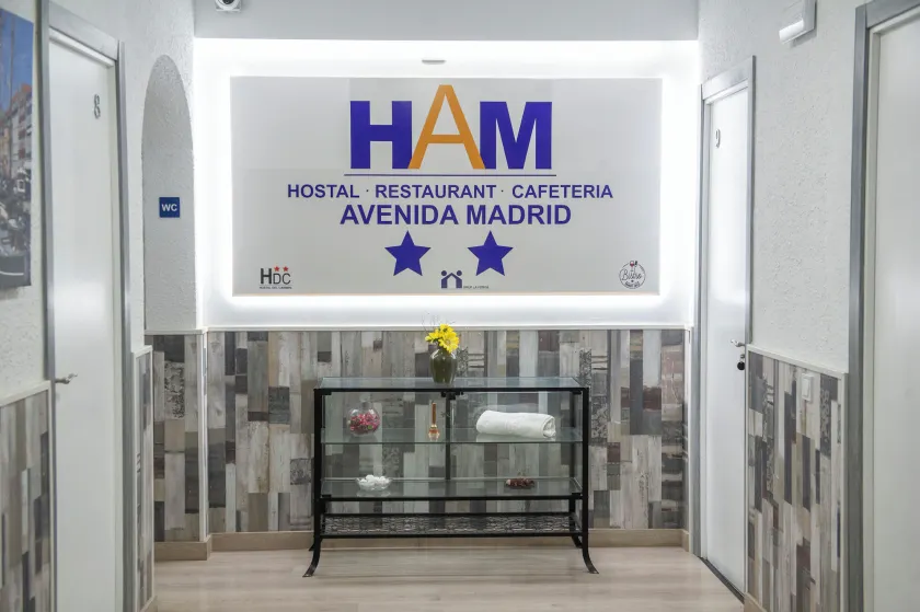 Hostal Restaurante Avenida de Madrid - Image 1