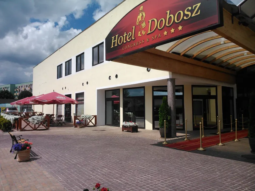 Hotel Dobosz - Image 1