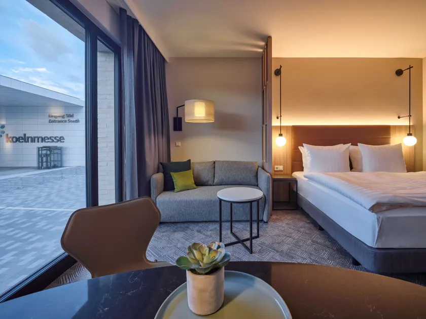 Adina Apartment Hotel Cologne - Image 1