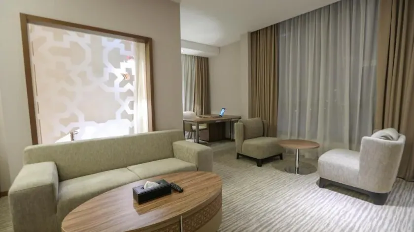 V Boutique Hotel - Image 1