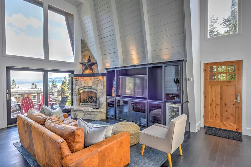 10 Mi to Skiing: Tahoe City A-Frame Home - Image 1