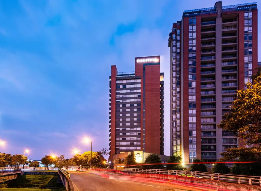 DoubleTree by Hilton Bogota Salitre AR - Image 1