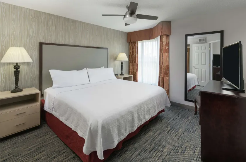Homewood Suites by Hilton Chicago - Schaumburg - Image 1