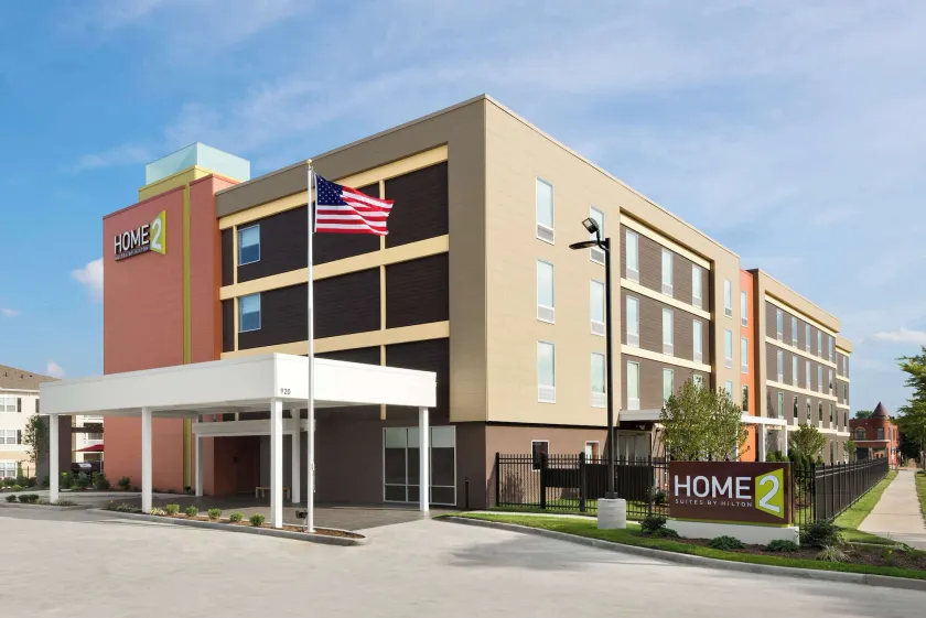 Home2 Suites by Hilton St. Louis/Forest Park - Image 1