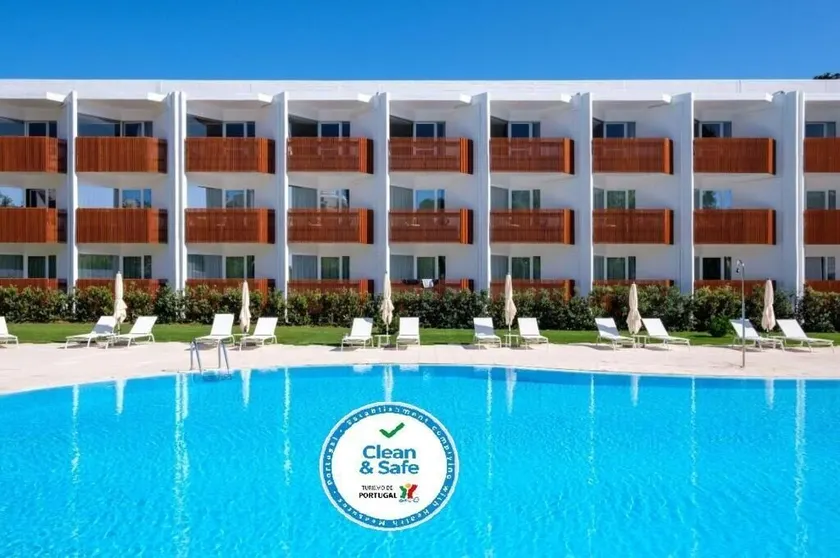 Malibu Foz Hotel - La Maison Younan - Image 1