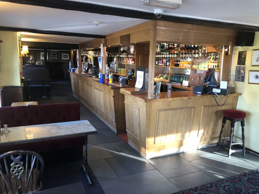 Raleghs Cross Inn - Image 1