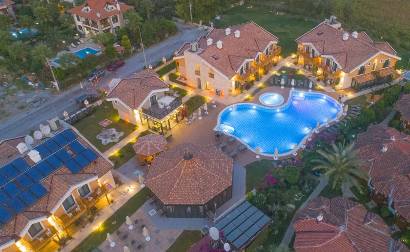 Dalyan Live Spa Hotel - Image 1