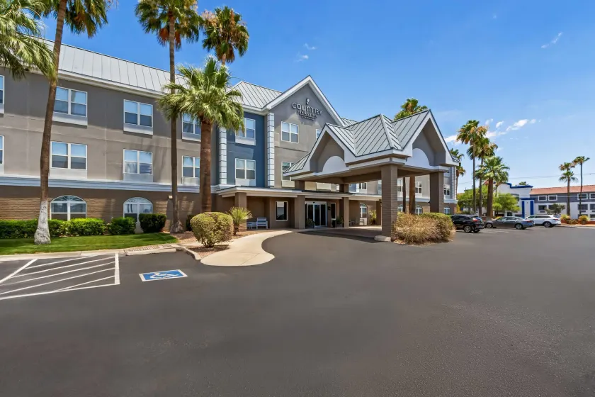 Country Inn & Suites by Radisson, Tucson Airport, AZ - Image 1