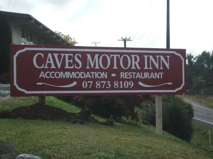 Caves Motor Inn Waitomo - Interior entrance