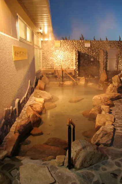 Hidamarinoyu Flop House - Hostel - Image 1