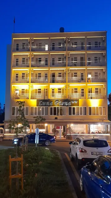 Luna Piena Hotel - Image 1