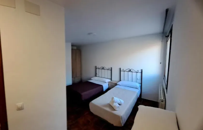 Hostal Restaurante Monterde de Albarracín - Zimmer